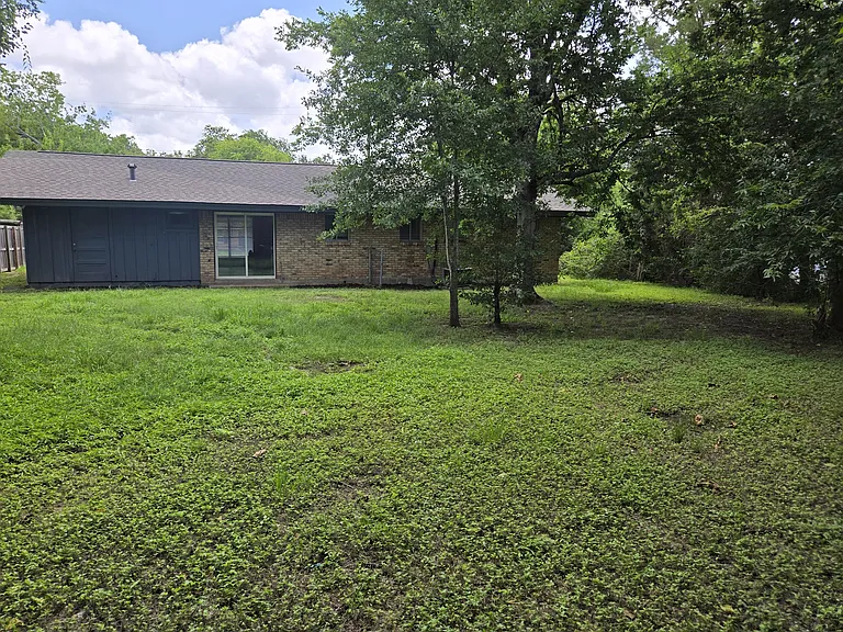 3412 Sandra Dr — Photo 18