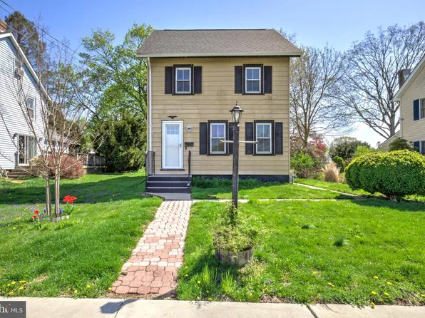 411 Franklin St, Oxford, PA 19363