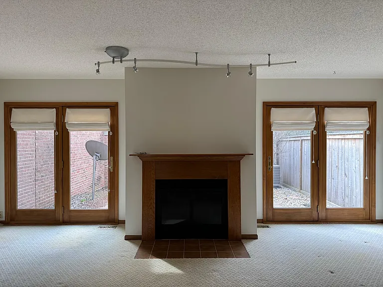 2159 Sandston Rd — Photo 15