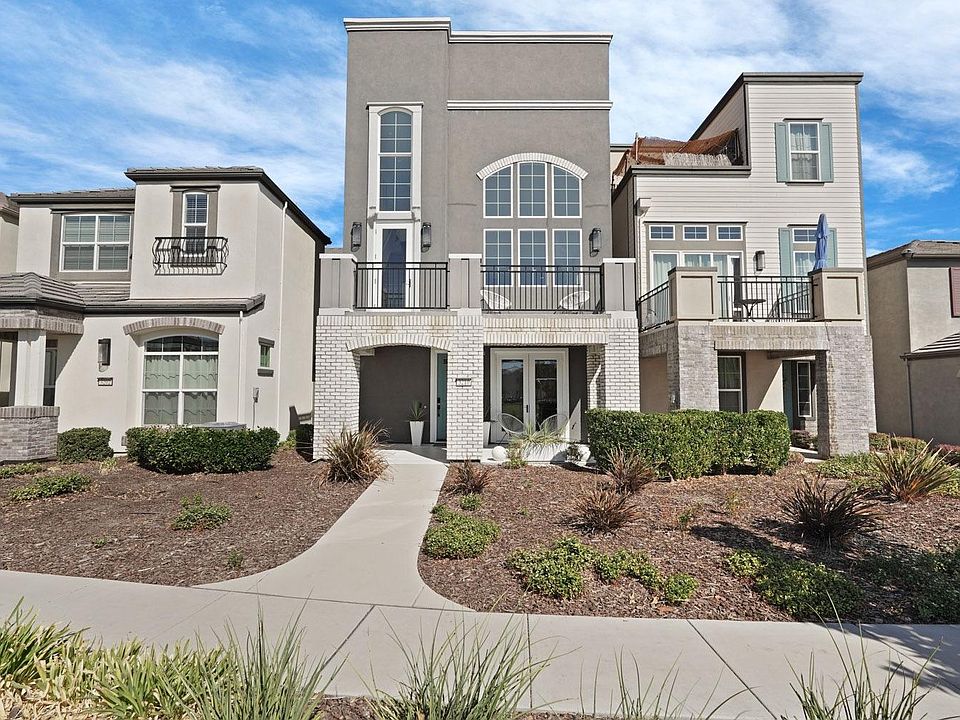 1st image of 3210 Crane Ln