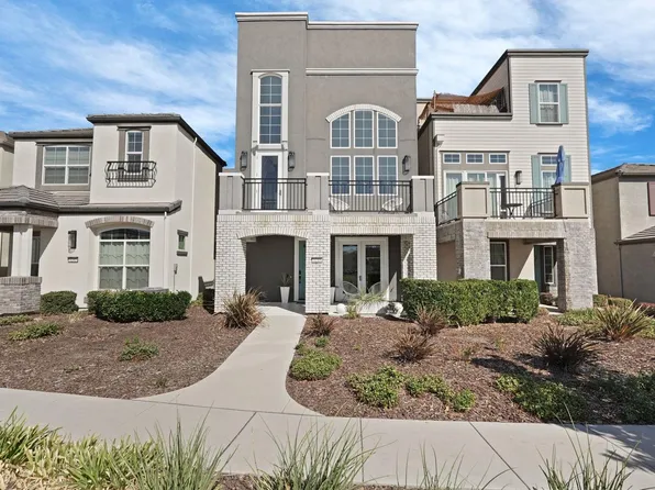 3210 Crane Ln, West Sacramento, CA 95691