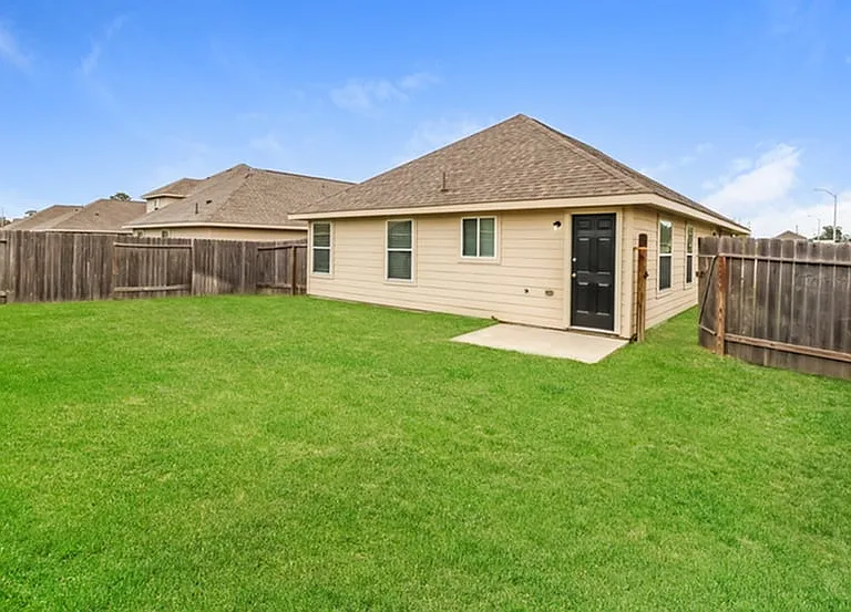 8603 Hilda Oaks Dr — Photo 5