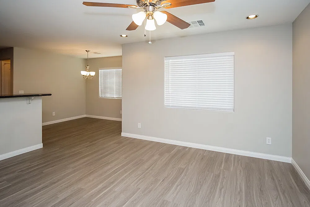 3 bed, 2.5 bath, 1680 sqft, $2,190 — Photo 4