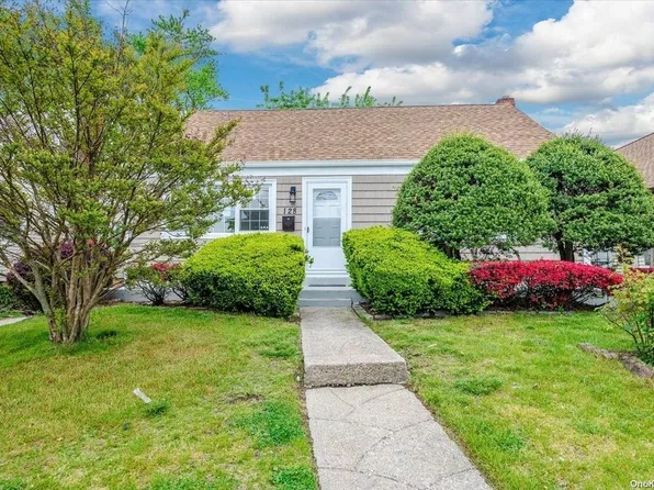 128 N Terrace, Valley Stream, NY 11580