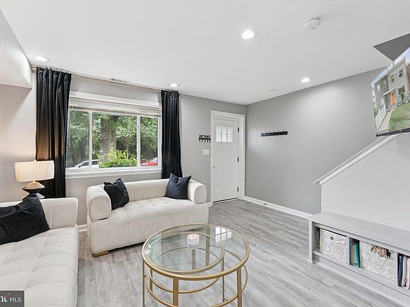 4th image of 1525 Morris Rd SE