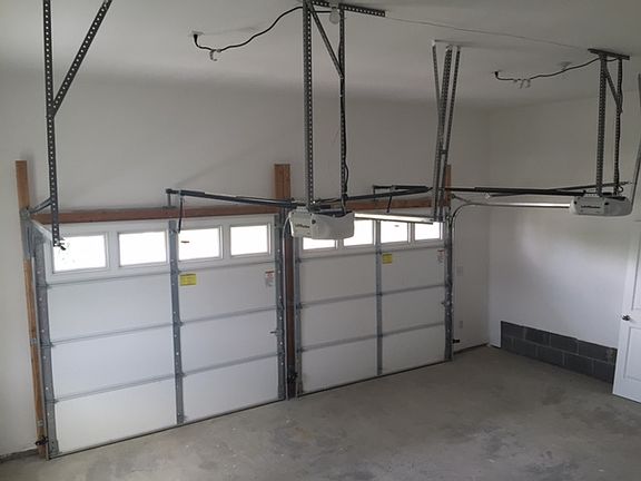 2-Car Garage End Unit