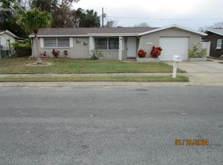 4032 Westwood Dr, Holiday, FL 34691