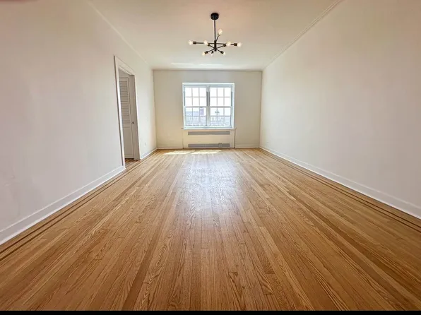 35-24 78th Street A67 image 3 of 11