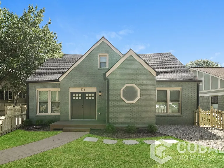 631 Seminole Ave NE #B — Photo 22