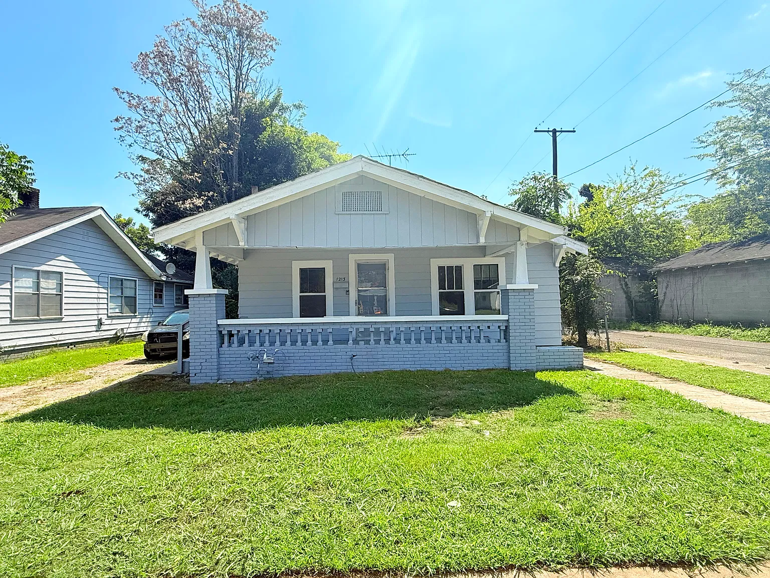 3 bed, 1280 sqft, $1,099 — Photo 2