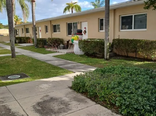 3194 SW 14th St, Miami, FL