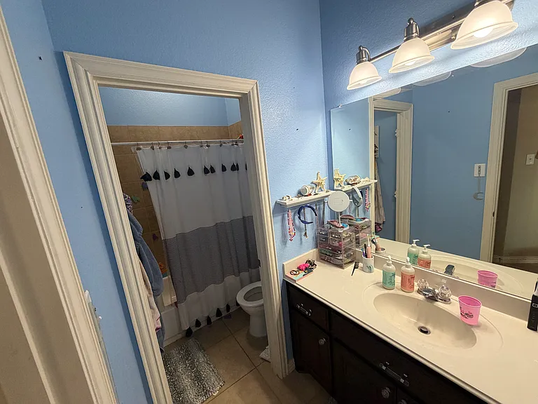 8100 Mountain Cedar Dr — Photo 18