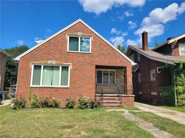 18307 Rosecliff Rd, Cleveland, OH 44119