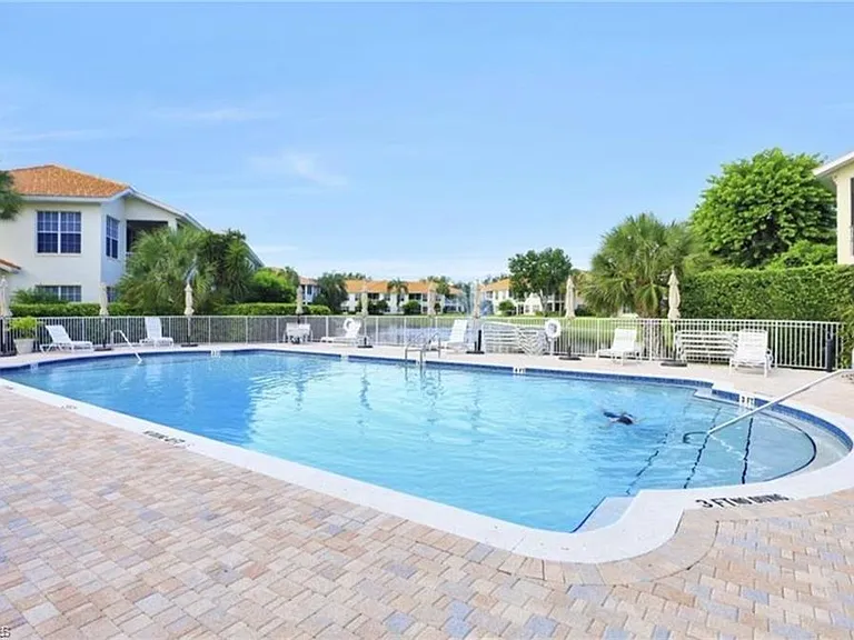 1144 Egrets Walk Cir #202 — Photo 4