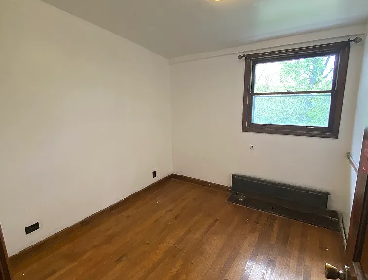 13930 Lauerman St #B — Photo 8