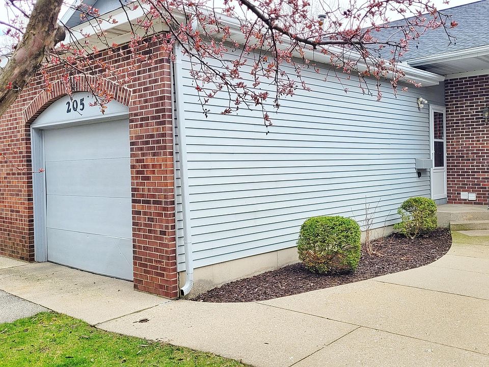 1st image of 205 Laurelwood Ct SW #86