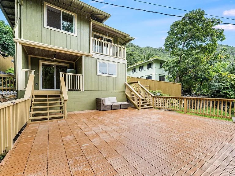 2465 Lamaku Pl — Photo 38