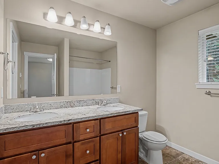 1623 Burnside Pl — Photo 20
