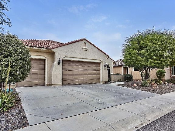 2nd image of 26216 W Abraham Ln