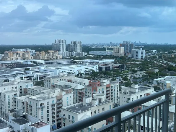9055 SW 73rd Ct APT 2007, Miami, FL 33156