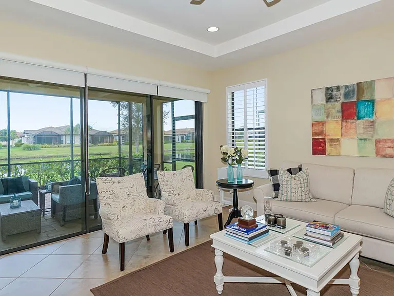 5867 Cavano Dr — Photo 5