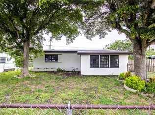 425 SW 25th Ter, Fort Lauderdale, FL 33312