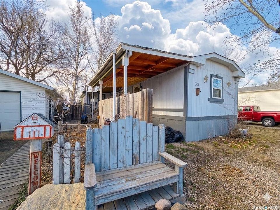1st image of 38 Prairie Sun COURT
