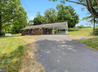 581 Cleveland Ave, Waynesboro, PA 17268