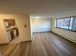 24 Riverside St #3, Watertown, MA 02472