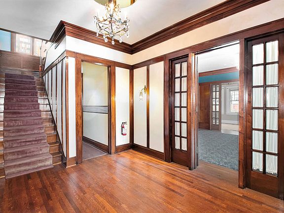 4th image of 324 N 38th St #7