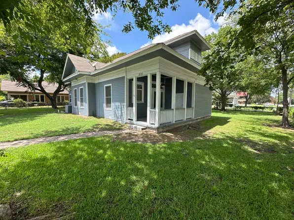 501 N Virginia St, Terrell, TX 75160