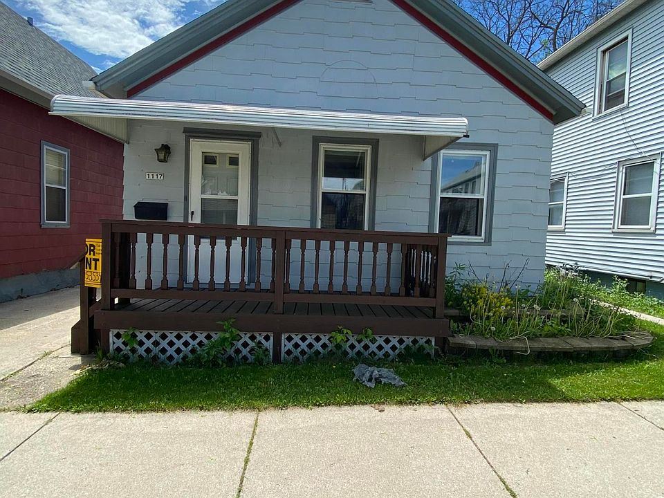 1st image of 1117 Erie Ave