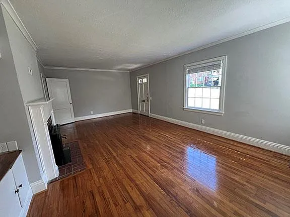 1710 Springer St — Photo 3