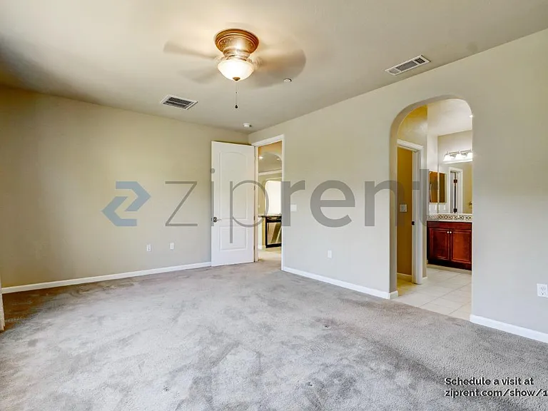 5617 Monaghan Way — Photo 10