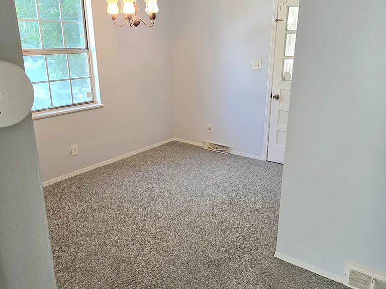 7035 Paxton Rd — Photo 15