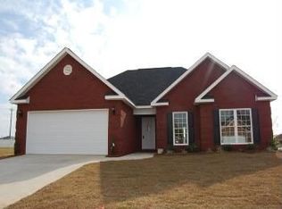 108 Stonebrook Cir, Byron, GA 31008