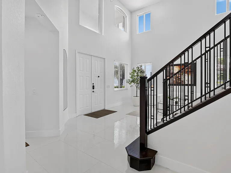 3701 Condor Ct — Photo 10