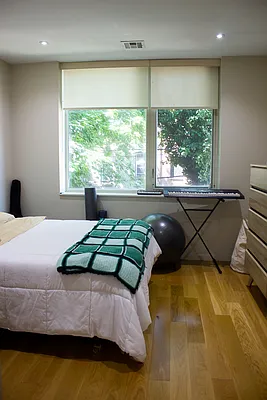 Rented by Thomas Brown, LREB | media 16