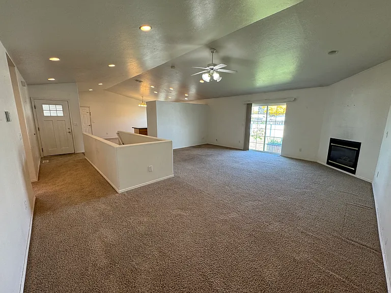 3488 Obryant St — Photo 2