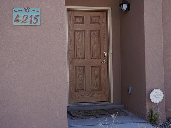 2nd image of 4215 Luz De Estrella
