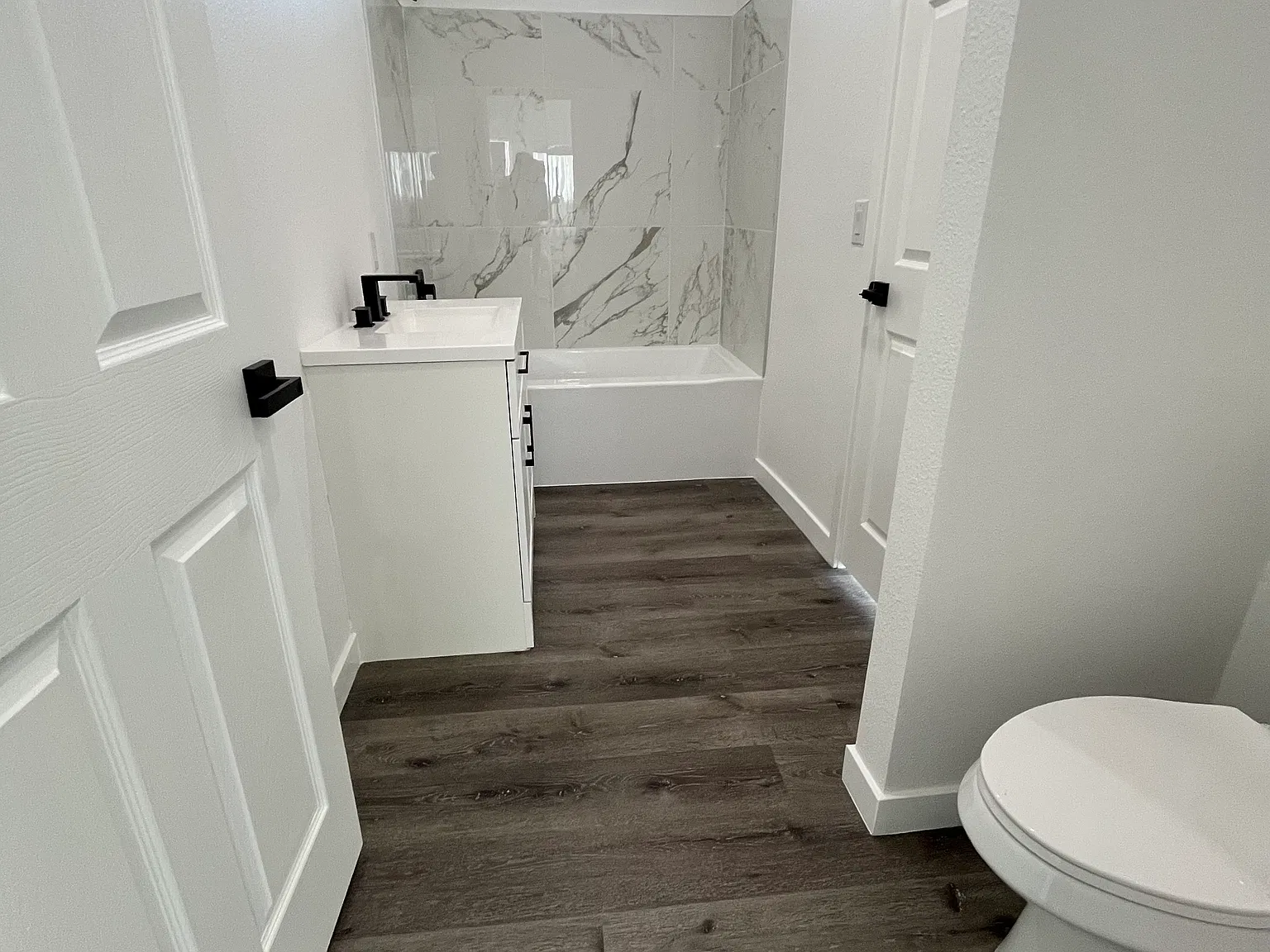 2 bed, 500 sqft, $2,200 — Photo 2