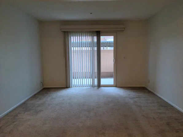 321 Inger Dr Unit D-20, Santa Maria, CA 93454