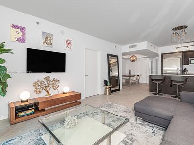 55 SE 6th St APT 2600, Miami, FL, 33131