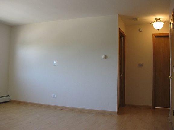 3rd image of 10114 W Hartford Ct #2D