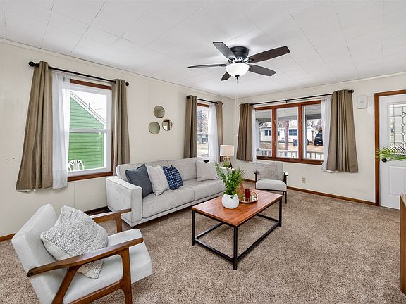 5th image of 4114 56th St