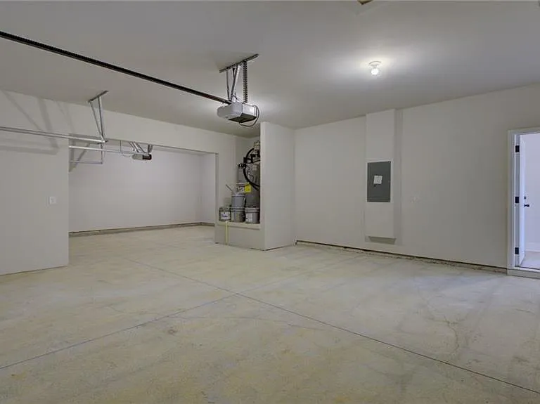 6904 Lancelot Ct — Photo 6