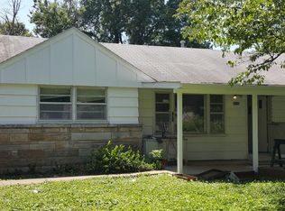 9226 Pensive Ln, Louisville, KY 40272