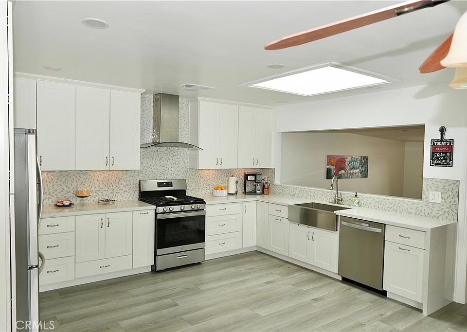 1st image of 4615 Castana Ave