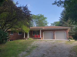 868 E Wellman Line Rd, Yale, MI 48097