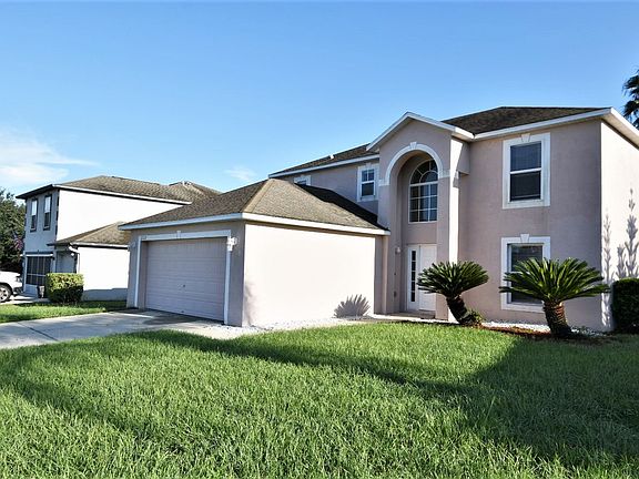 2nd image of 2122 Valrico Heights Blvd
